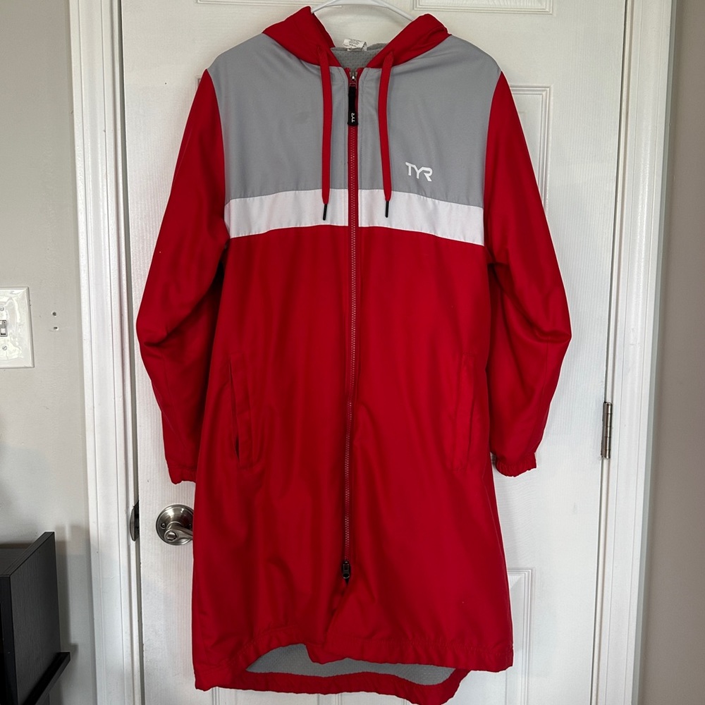 TYR hooded swim parka